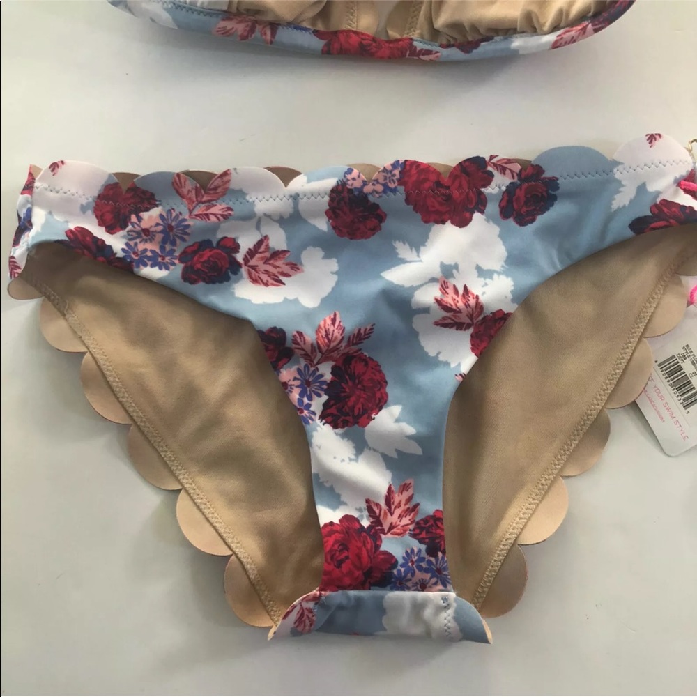Vanilla Beach Bikini Swim Top Bottoms Set Roses - Picture 7 of 9